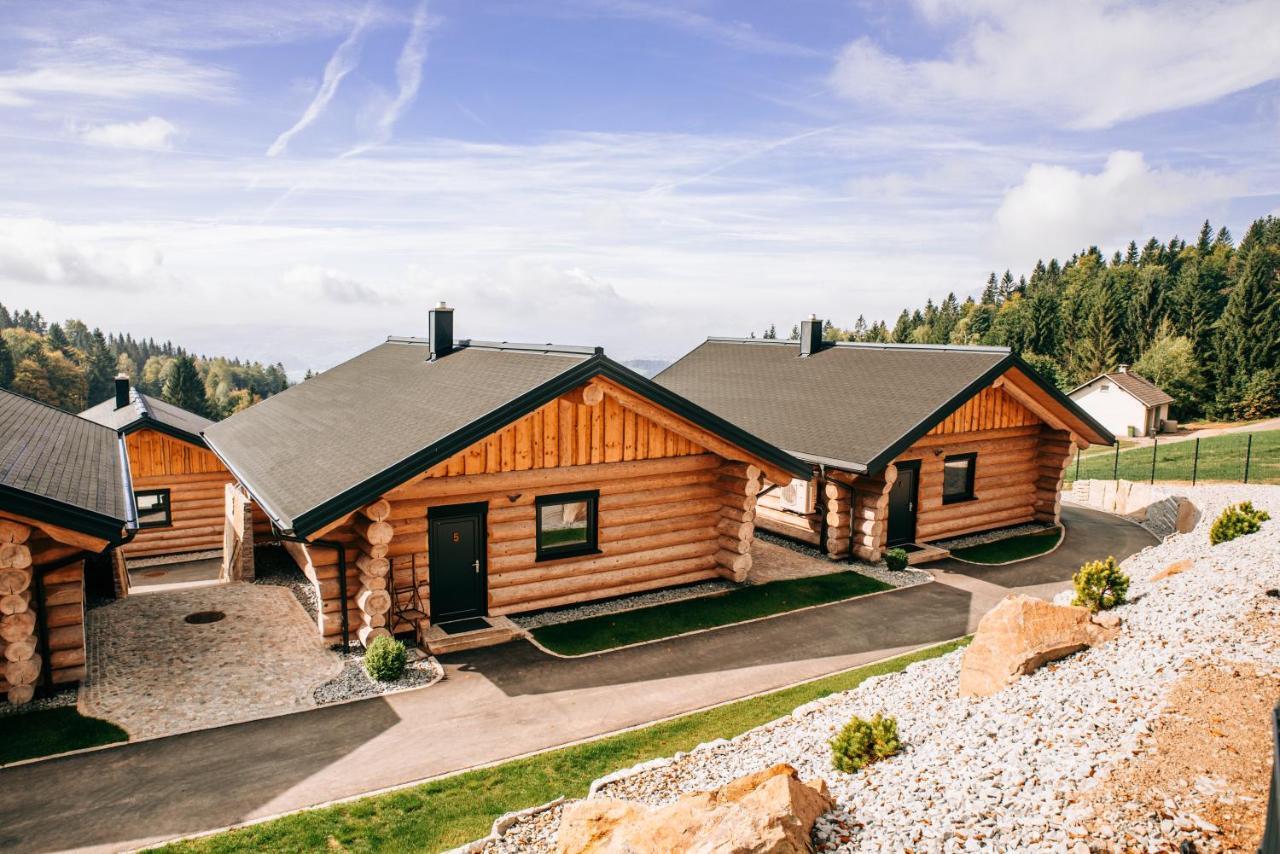 Blockhausen Luxus Chalets Oberschwarzenberg Exterior foto