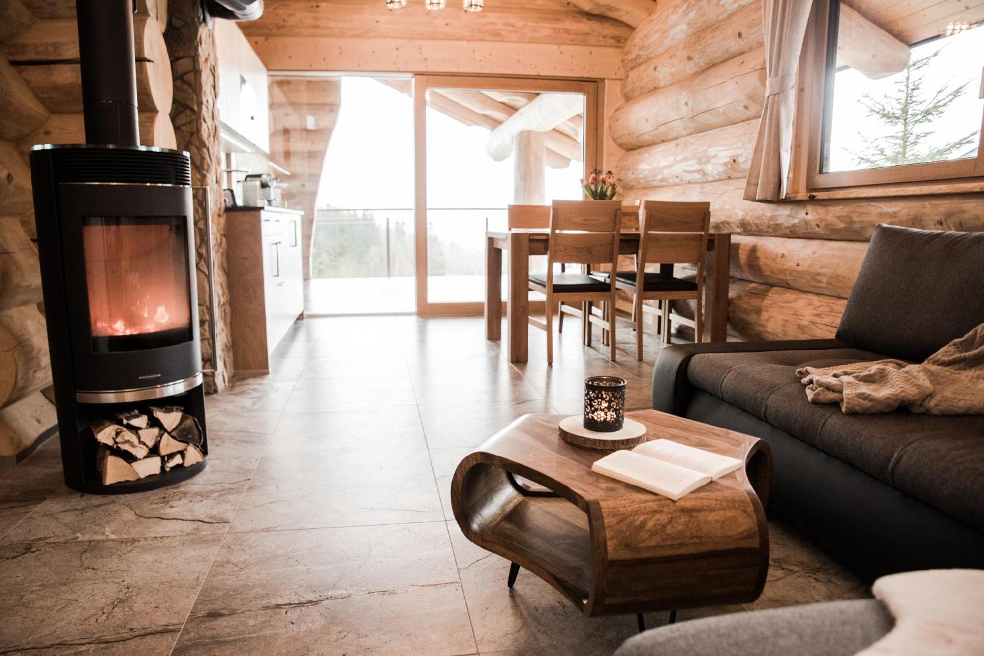 Blockhausen Luxus Chalets Oberschwarzenberg Habitación foto